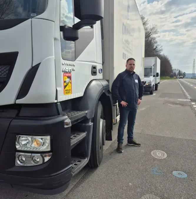 ec5c204d-6c02-4d98-b7c7-9228d2fd010e